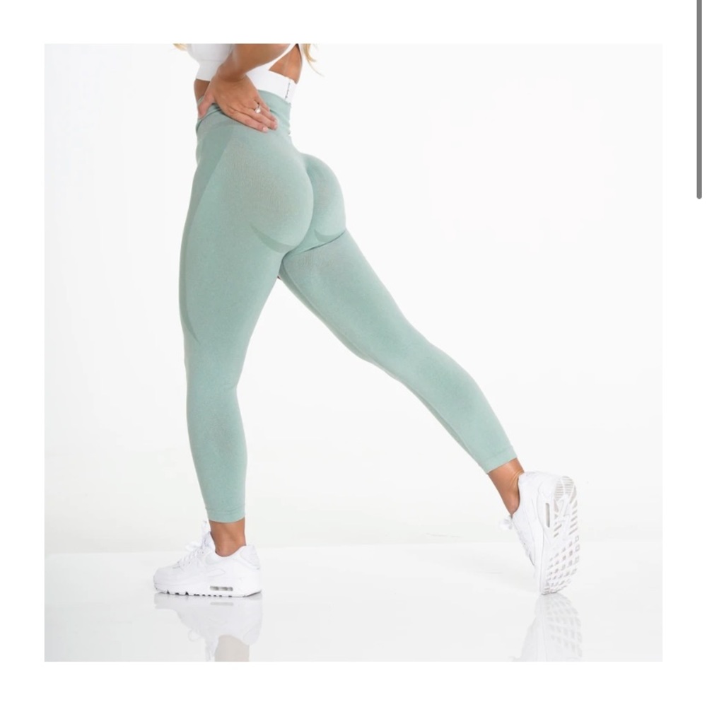 NVGTN contour leggings